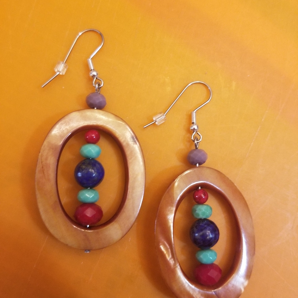 Handmade pearl earrings with glass beads
